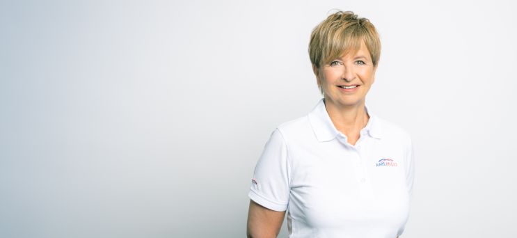 Frau Dominique Bongard